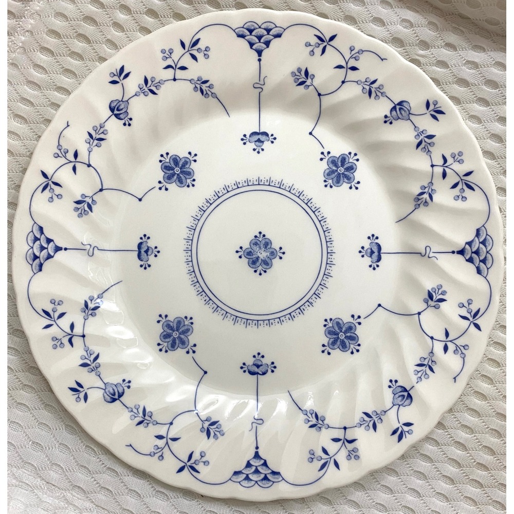 Queen's Blue Story Earthenware Plate Made in England Blue and White Floral Swirl